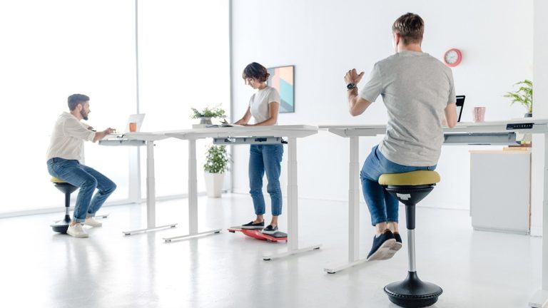 Redefining Comfort: The Pinnacle of Productivity with Premium Standing Desk Solutions